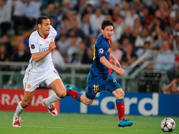 Demi Barcelona, Rio Ferdinand Pernah Hampir Tinggalkan Manchester United