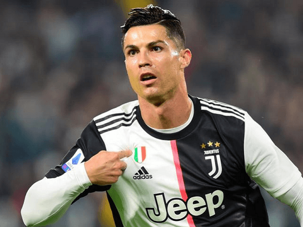Juventus: Langgar Ketentuan Lockdown, Cristiano Ronaldo Dapat Peringatan