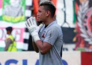 Kiper MU Bantu Istri Buat Kue Lebaran