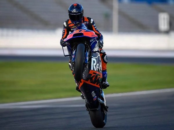 Iker Lecuona Terkesan dengan Bantuan Para Rider KTM Lainnya