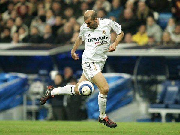 Owen: Skil Zidane Bagaikan Dewa saat Masih Jadi Pemain