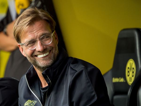 Bundesliga Kembali Dimulai, Klopp Kirim Pesan Pada CEO Dortmund
