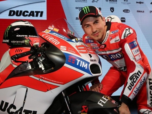 Dianggap Gajinya Ketinggian di Ducati, Lorenzo: Wajar Karena Saya Juara Dunia