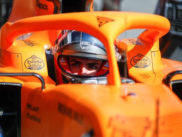 Resmi Hijrah ke Ferrari, Sainz Berharap McLaren Tetap Dapat Teruskan Tren Positif