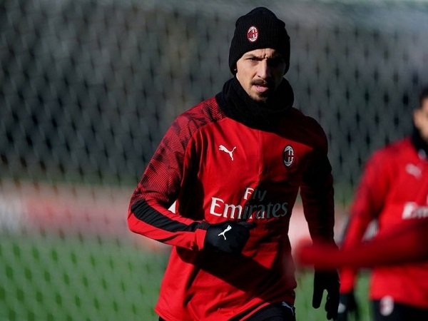 Milan Resmi Konfirmasi Ibrahimovic Tak Alami Cedera Tendon Achilles