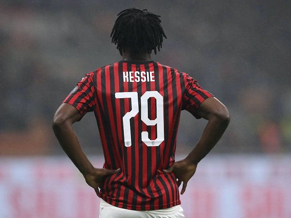 Rumor Transfer Memanas, Kessie Masih Jadi Pemain Kunci Milan