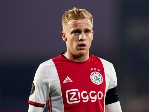 Manchester United Mulai Dekati Ajax untuk Gaet Donny van de Beek