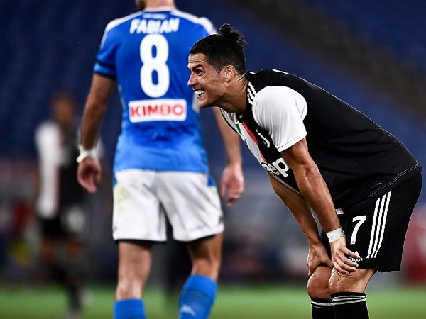 Juventus Kontra Bologna: Sarri Kembalikan Ronaldo ke Posisi Sayap