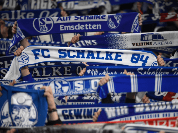 Usai Lecehkan Penduduk Afrika, Petinggi Schalke 04 Mengundurkan Diri