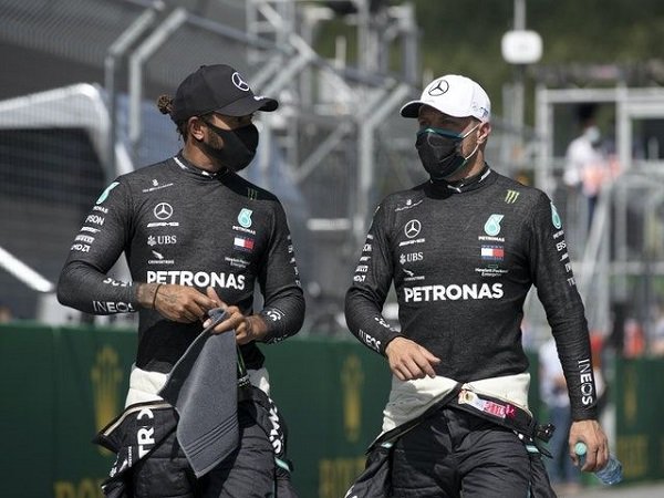 Hamilton Bangga Mercedes Kembali Tampil Dominan di Awal Musim