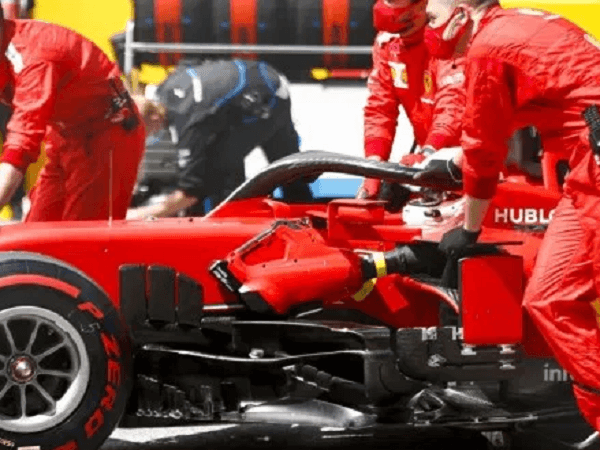 Vettel dan Leclerc Tabrakan, Ferrari Gagal Bawa Pulang Poin