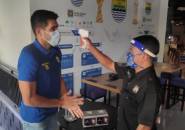 Kembali Dari Brasil, Fabiano Lepas Rindu Dengan Rekan Setim