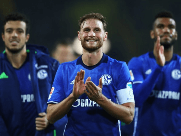 Benedikt Höwedes Putuskan Pensiun, Ex Pelatih Ungkap Kenangan Bersamanya