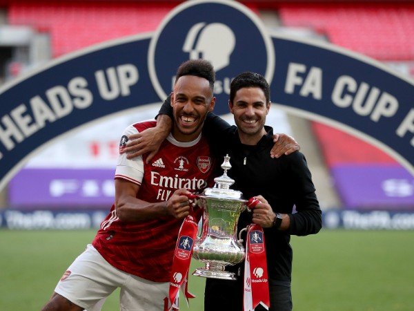 Arsenal Juara Piala FA, Arteta Optimis Aubameyang Perpanjang Kontrak