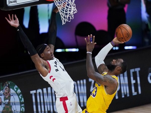 LeBron James Apresiasi Permainan Solid Toronto Raptors