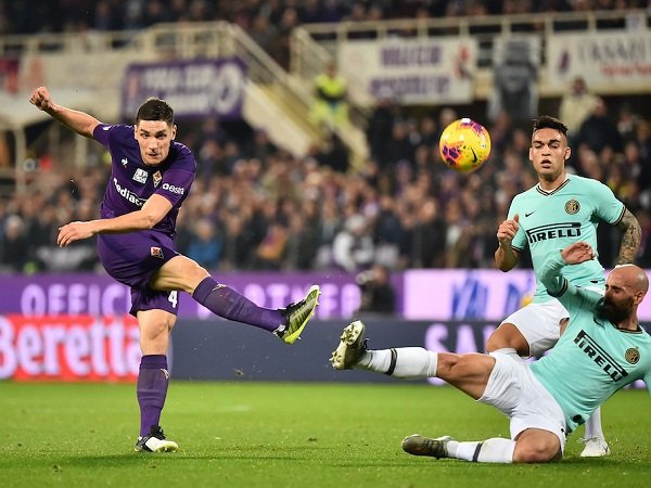 Jadi Target Utama, Milan Ingin Libatkan Paqueta Demi Datangkan Bek Fiorentina
