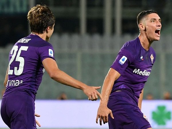 Inter dan Juventus Mundur, Milan Gelar Negosiasi Bidik Tiga Bintang Fiorentina
