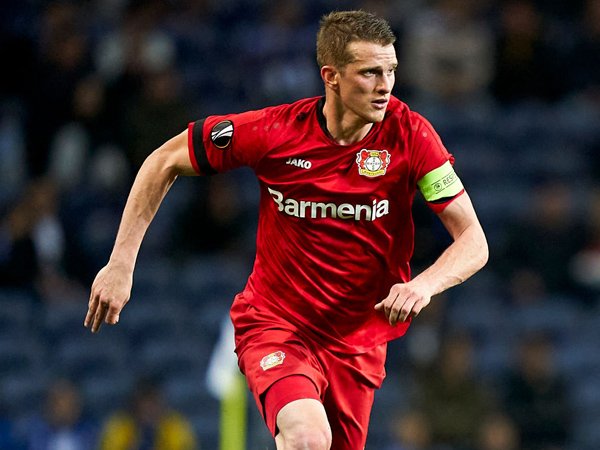 Lars Bender: Leverkusen Jangan Terlalu Fokus Pada Lukaku