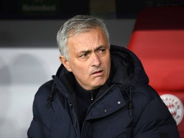 Mourinho Akui Nikmati Atmosfir Negatif Saat Melatih