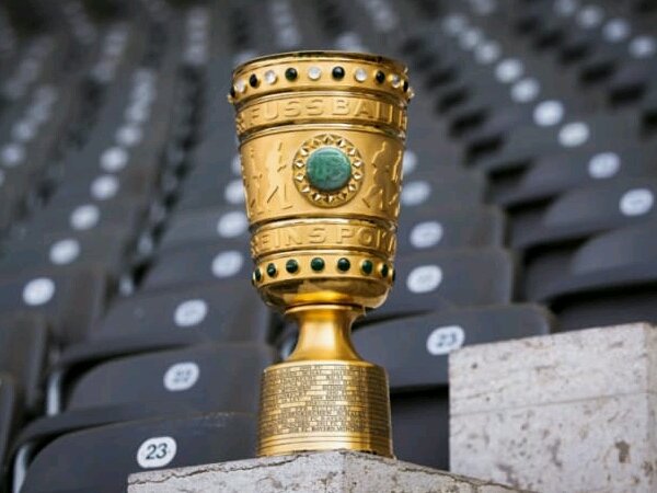 DFB Masih Berharap Agar Fans Diijinkan Masuk Stadion Untuk Laga DFB Pokal