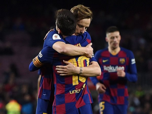 Ivan Rakitic Beri Masukan Kepada Lionel Messi Soal Masa Depannya di Barcelona