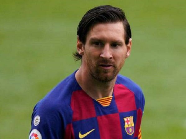 Lionel Messi Ungkap Alasan Bersedia Bertahan di Barcelona