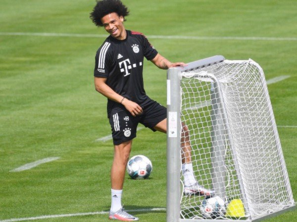 Leroy Sane di Sesi Latihan Bayern Munich