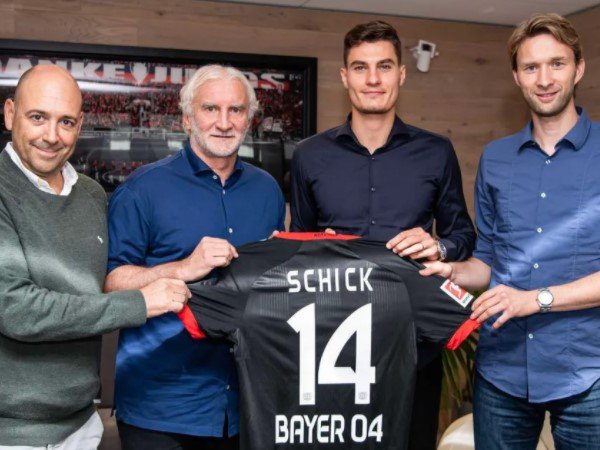 Patrick Schick Diperkenalkan Sebagai Pemain Baru Bayer Leverkusen