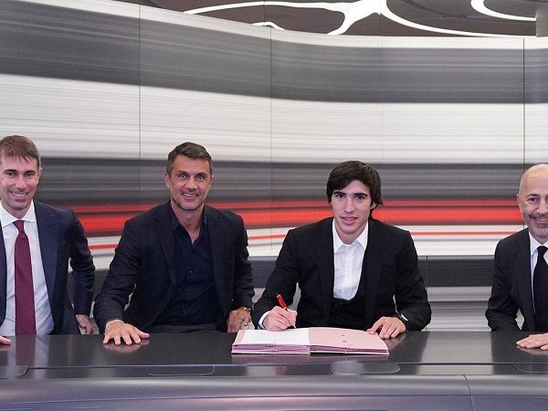 Tonali teken kontrak bersama Milan