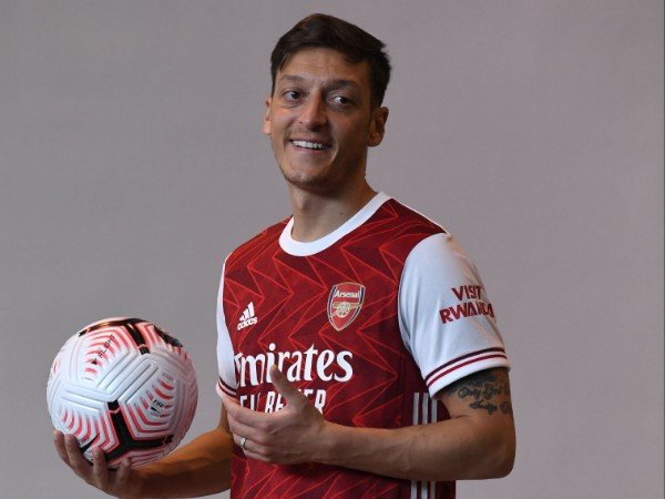 Mesut Ozil sudah siap tampil untuk Arsenal