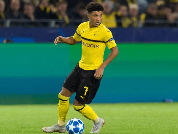 Lucien Favre Pastikan Jadon Sancho Bertahan di Borussia Dortmund