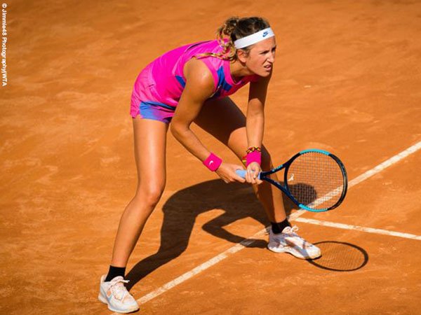 Victoria Azarenka melaju ke perempatfinal Italian Open setelah lawannya cedera