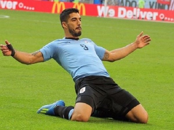 Penyerang Barcelona, Luis Suarez saat memperkuat Uruguay. (Images: Instagram)