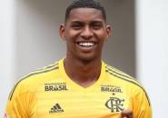 Milan Gali Informasi Soal Kiper Muda Flamengo, Hugo Neneca Souza
