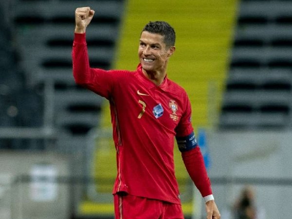 Swedia bakal menghadapi Portugal. Dan bagi Dejan Kulusevski, Cristiano Ronaldo adalah momok utama.