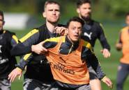 Keluarga Diyakini Jadi Faktor Melempemnya Mesut Ozil di Arsenal