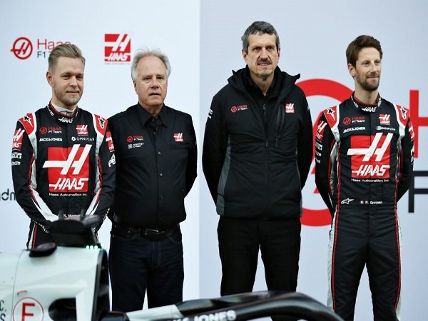 Tim Haas bersama Romain Grosjean dan Kevin Magnussen. (Images: F1)