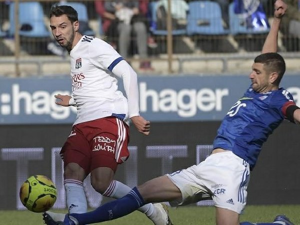 Mattia De Sciglio akan menjalani musim 2020/21 ini bermain untuk Lyon dengan status pinjaman.