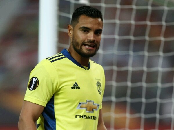 Romero membuat konflik dengan Manchester United karena gagal transfer