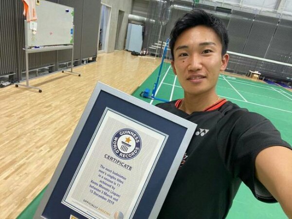 Kento Momota Meraih Penghargaan Guinness Book Records
