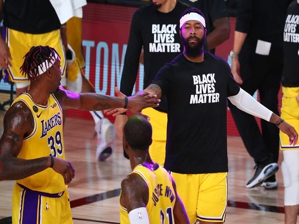 Los Angeles Lakers masih ingin pertahankan Markieff Morris dan Dwight Howard.