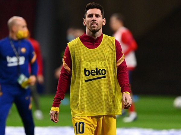 Barcelona akan kembali diperkuat oleh Lionel Messi ketika menghadapi Osasuna.