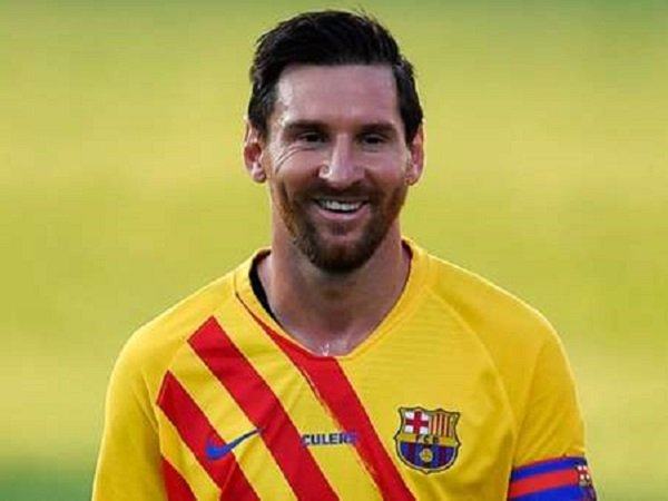 Joan Laporta meyakini Lionel Messi tidak akan hengkang karena mencintai Barcelona.
