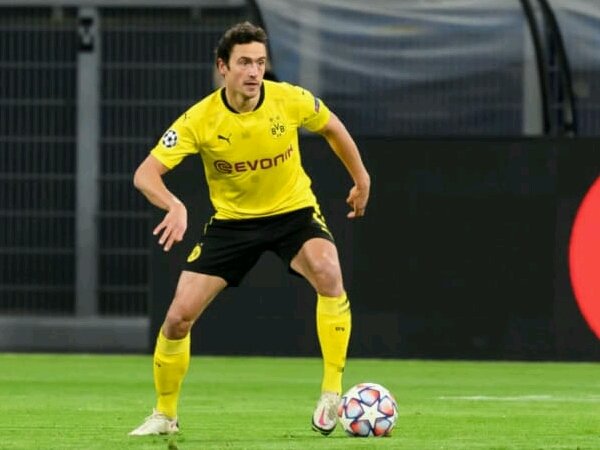 cedera, Thomas Delaney​ absen saat Dortmund bertandang ke Eintracht Frankfurt