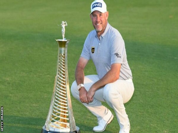 Lee Westwood Terima Penghargaan European Tour Golfer of the Year
