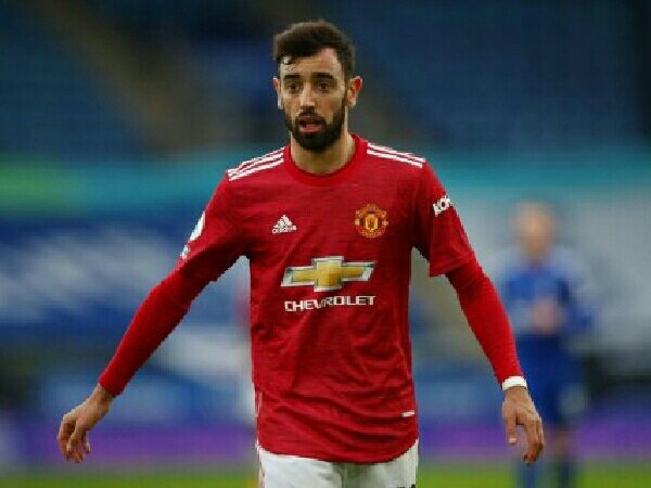 Menurut Rene Maulensteen, ada dua pemain yang bisa gantikan Bruno Fernandes di MU