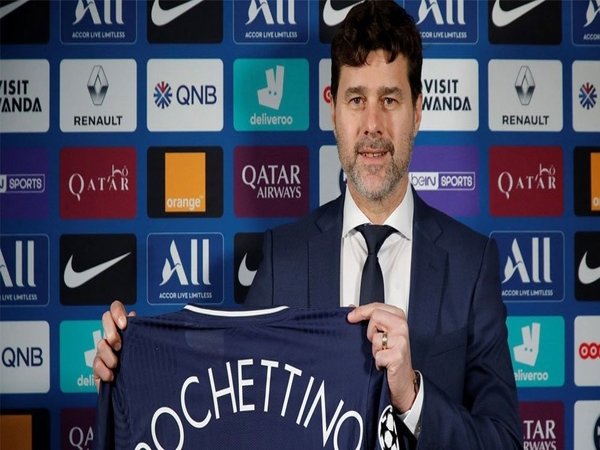 Mauricio Pochettino resmi diperkenalkan kepada publik sebagai manajer PSG yang baru / via PSG Official