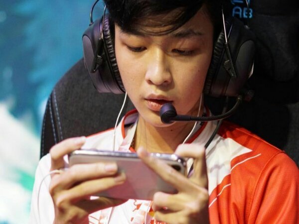 Kyy Bantah Rumor Akan Hengkang ke EVOS Legends