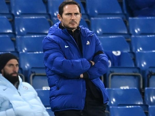 Frank Lampard tegaskan bakal terus berusaha untuk membuat Chelsea kembali ke jalur kemenangan.