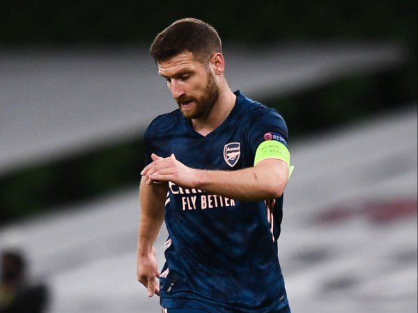 Kontrak Shkodran Mustafi bersama Arsenal akan berakhir di musim panas